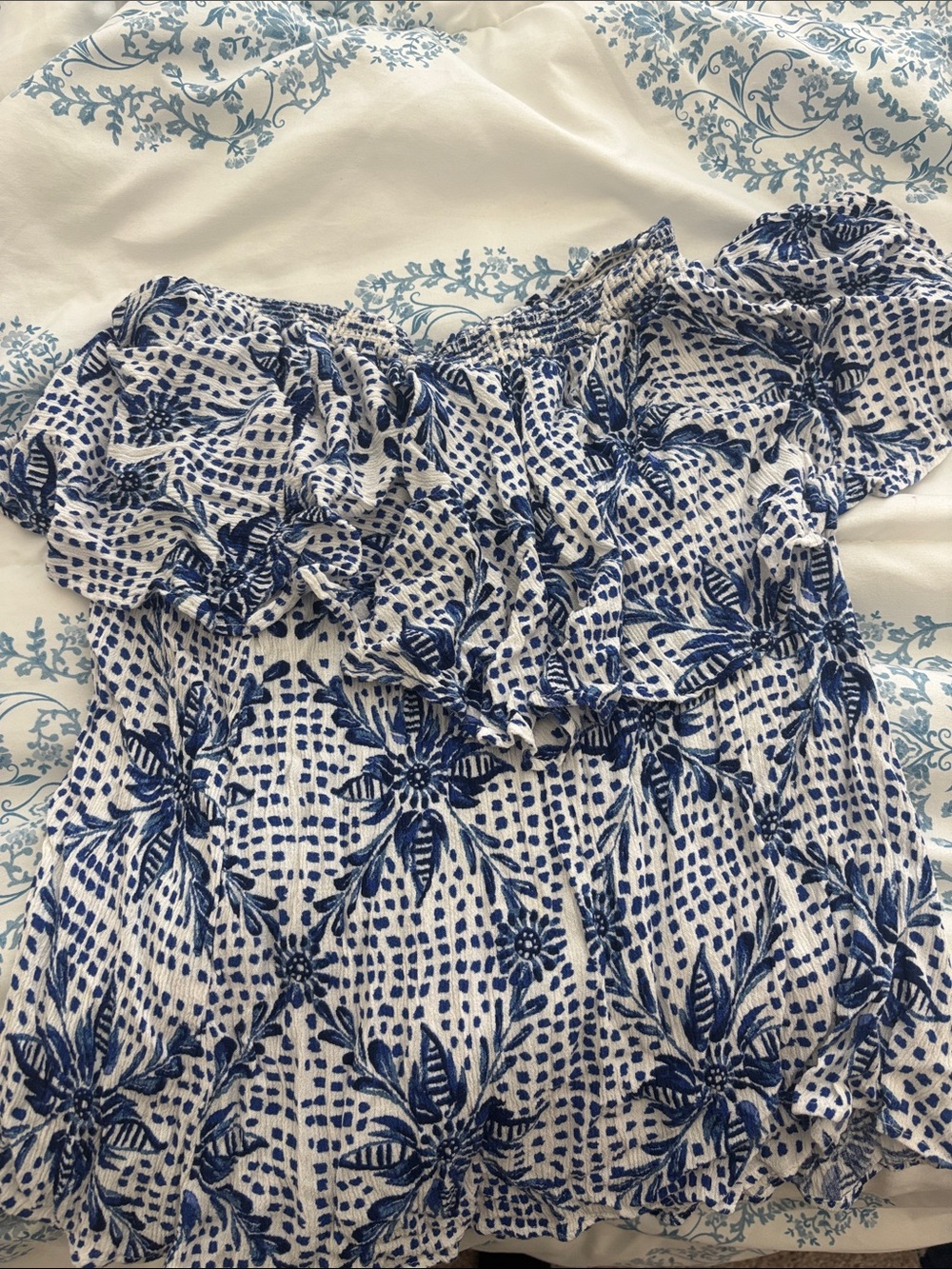 Show Me Your MuMu Blue and White Off-Shoulder Floral top